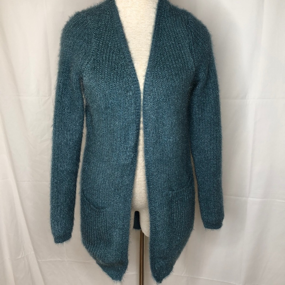 🔹Vero Moda Sparkly Soft Cardigan
